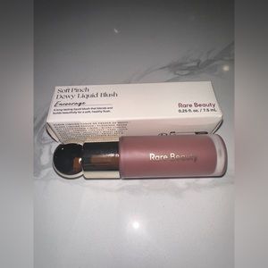 Rare Beauty Blush in shade Encourage